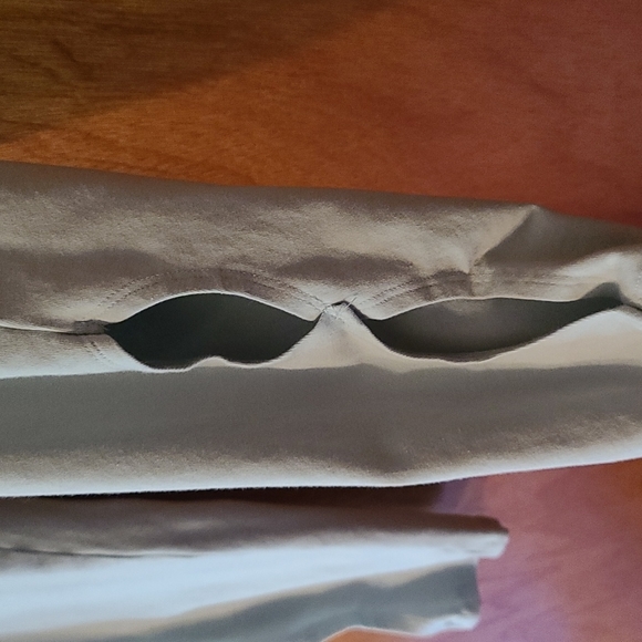 Torrid capris - Picture 2 of 3